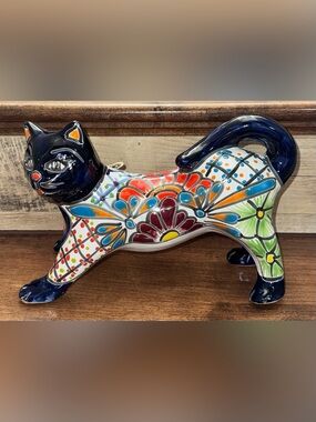 Cute 🥰 Hand-Painted Talavera Style Cat Figurine - Colorful Floral Design Mexican